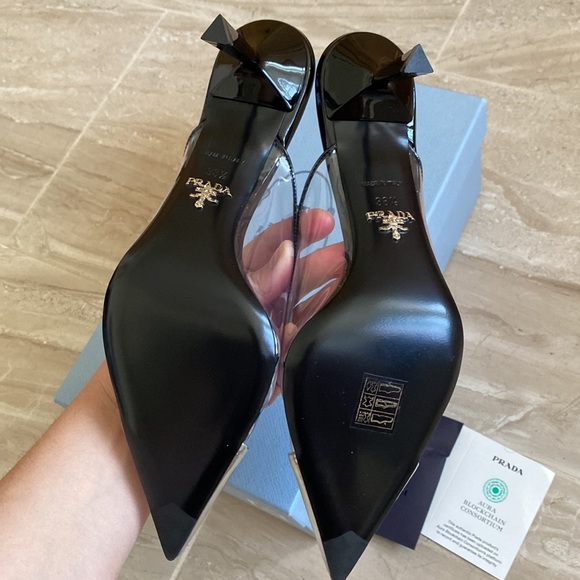 Prada heels - Picture 3 of 3